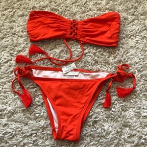 Micheal Kors coral bikini set size small for top and bottoms